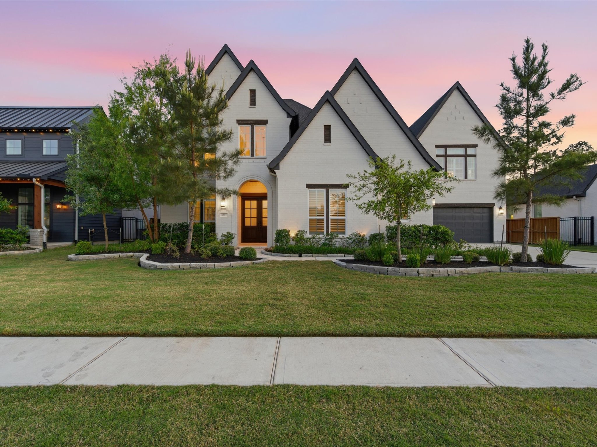 4310 Worthington Drive - Photo 2